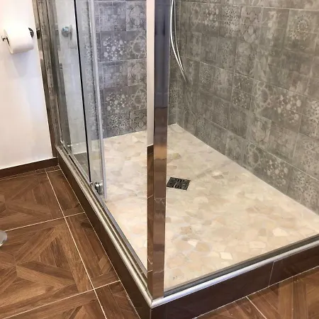 Pantheon Luxury Suite-2